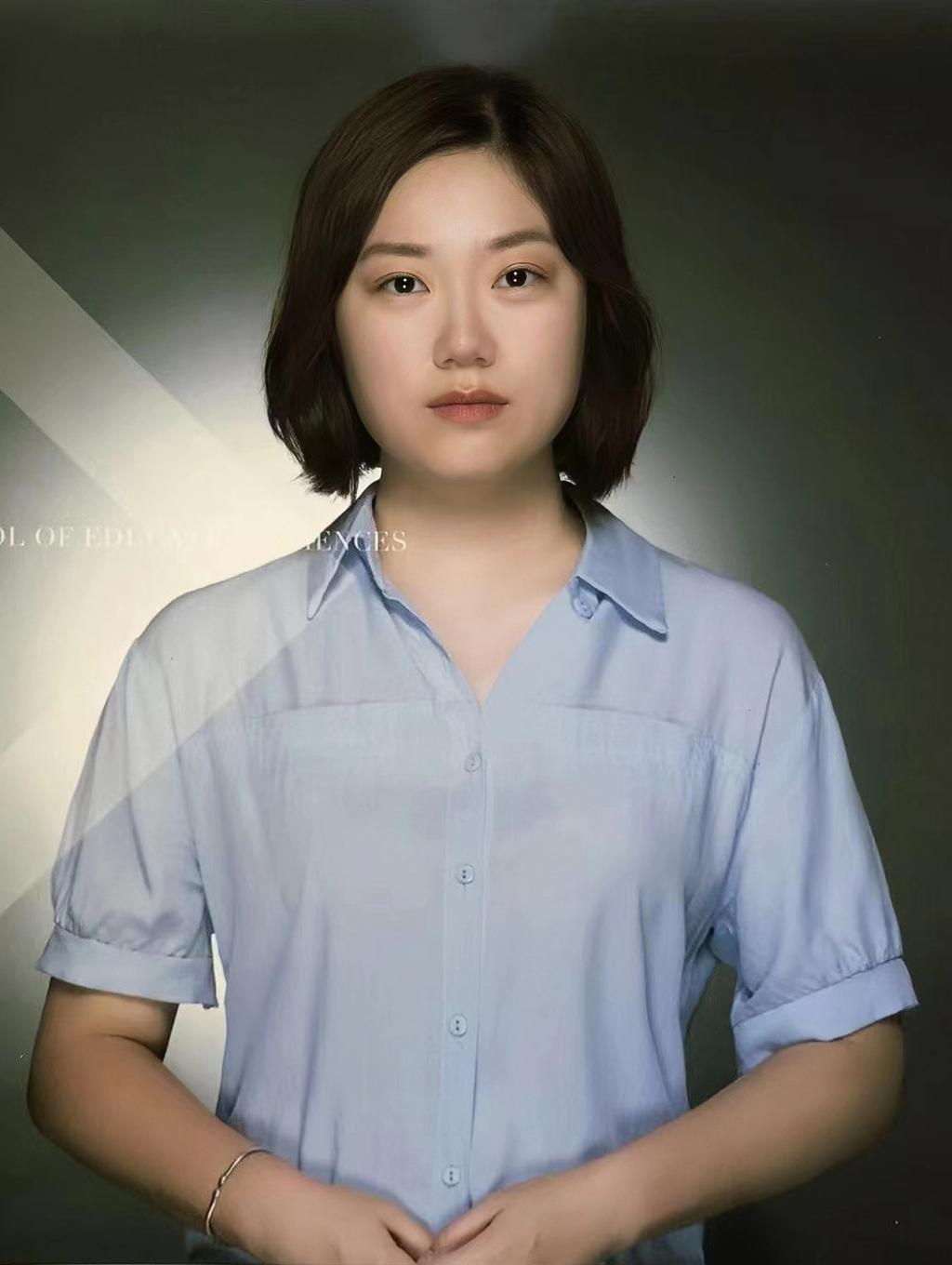 何晓妍